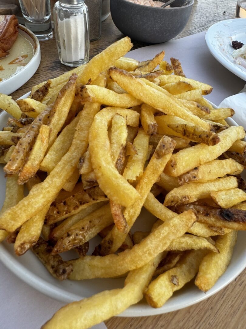 Delicious fries ready to eat